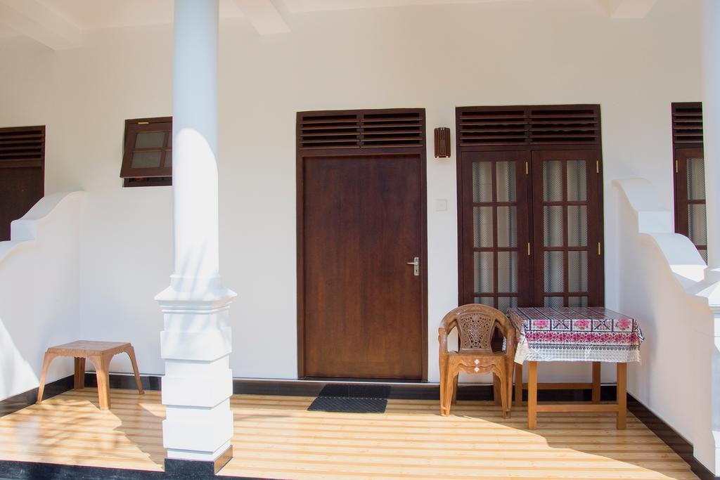 Garden Inn Mirissa Ngoại thất bức ảnh