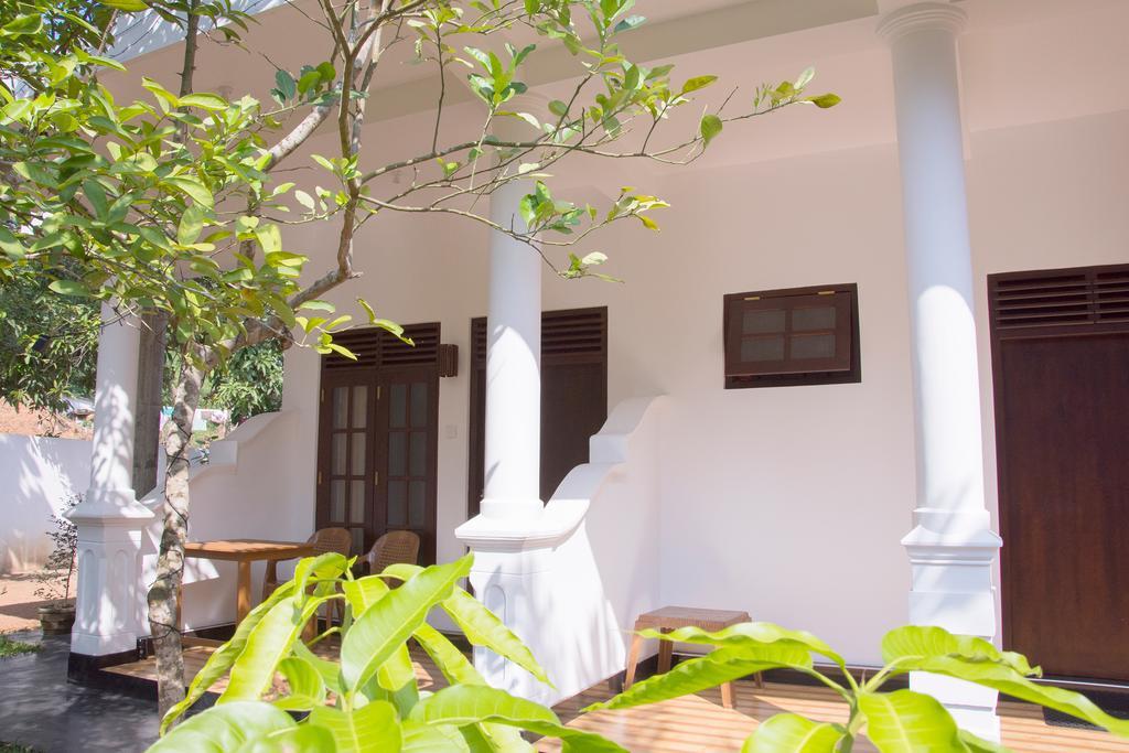 Garden Inn Mirissa Ngoại thất bức ảnh